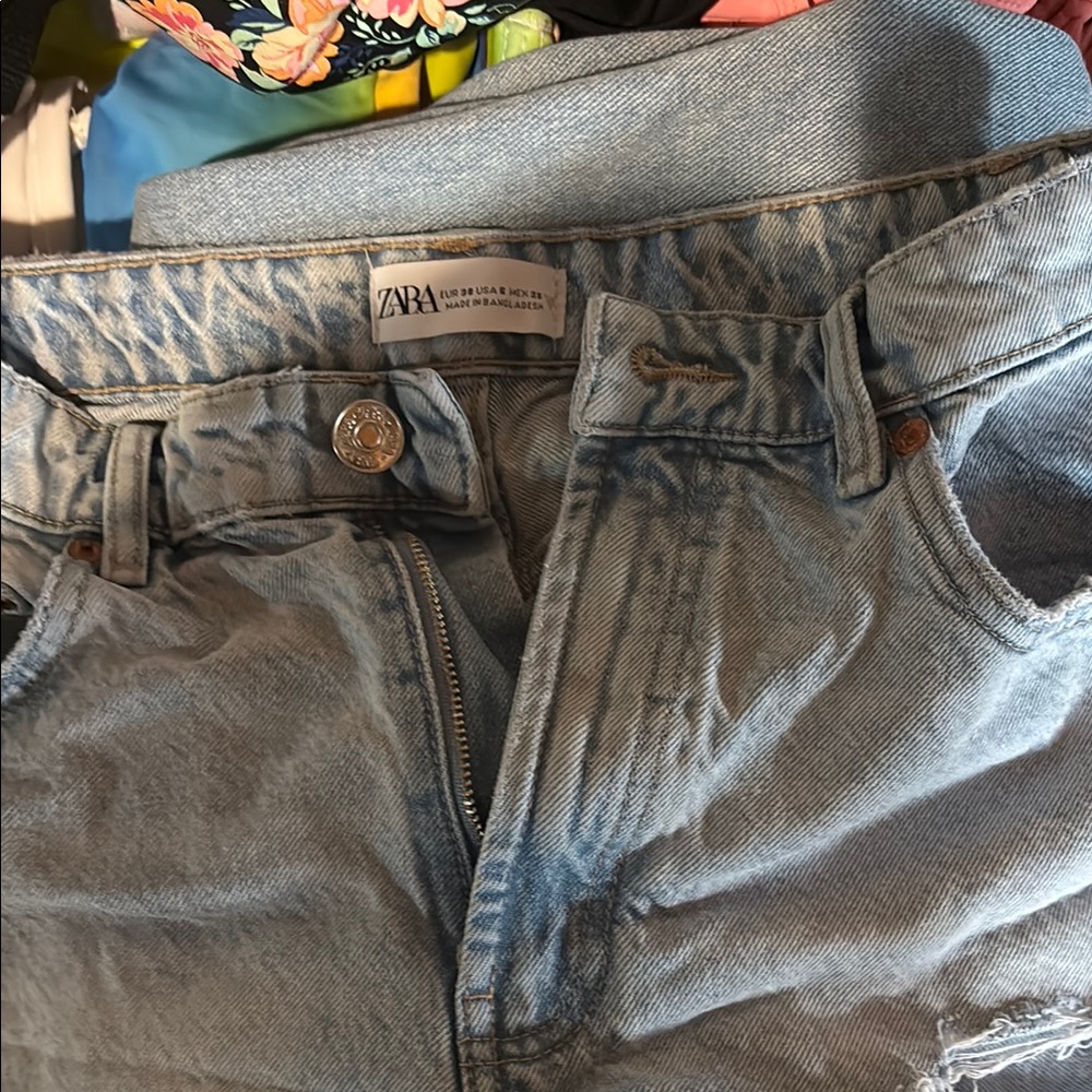 Zara Women's Light Blue Jeans